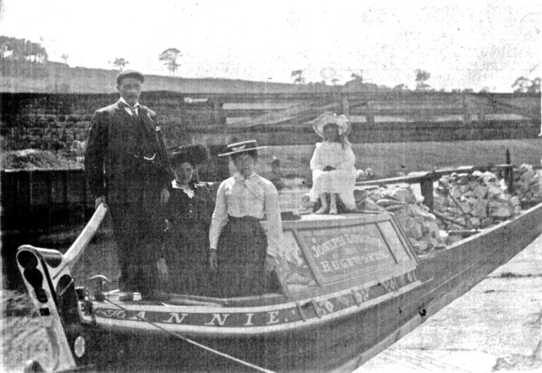 Lower Basin - Boat Family -ed